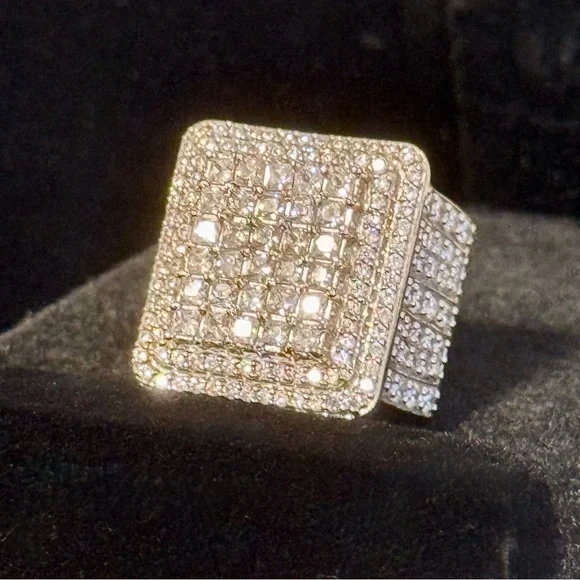 3.9 Carat ICED OUT CZ Pave YELLOW Gold Rhodium Plated 925 Sterlin… - Picture 6 of 9